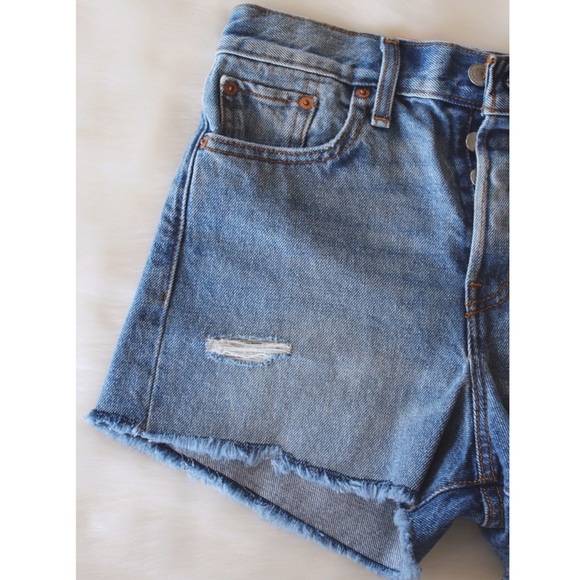 Levi's Pants - levi’s denim shorts